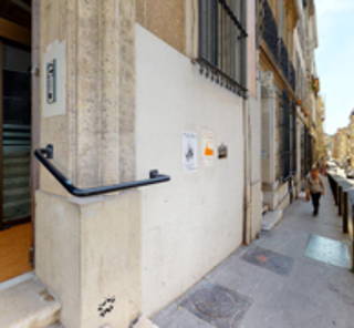Bureau privé 10 m² 2 postes Coworking Rue Balthazar-Dieudé Marseille 13006 - photo 3
